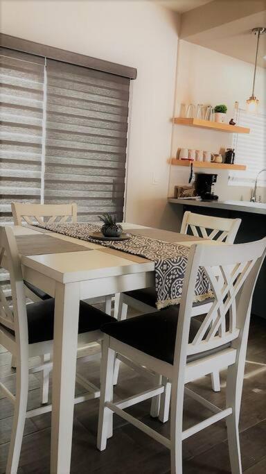 Lovely 1 Bedroom Apartment W/Private Parking Ensenada Eksteriør bilde