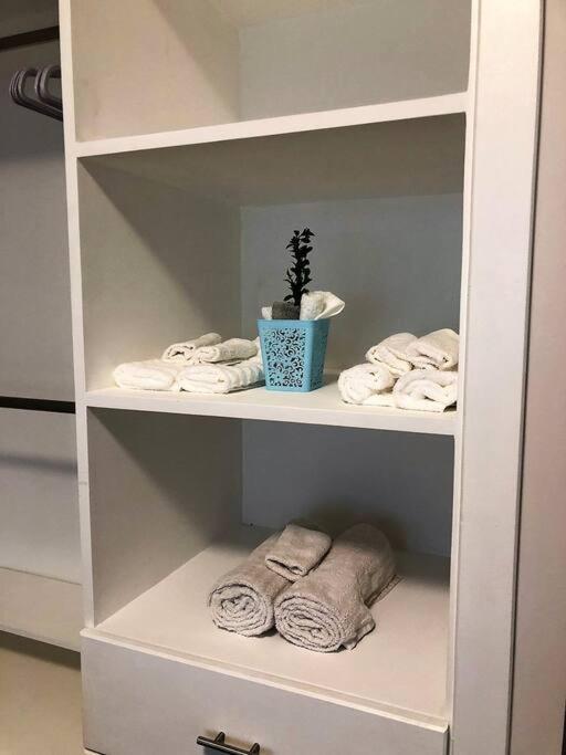 Lovely 1 Bedroom Apartment W/Private Parking Ensenada Eksteriør bilde